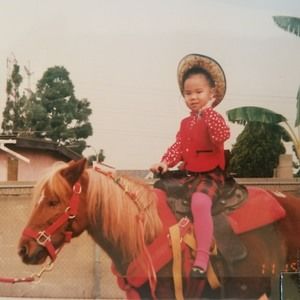 Meet your Posher, Angela